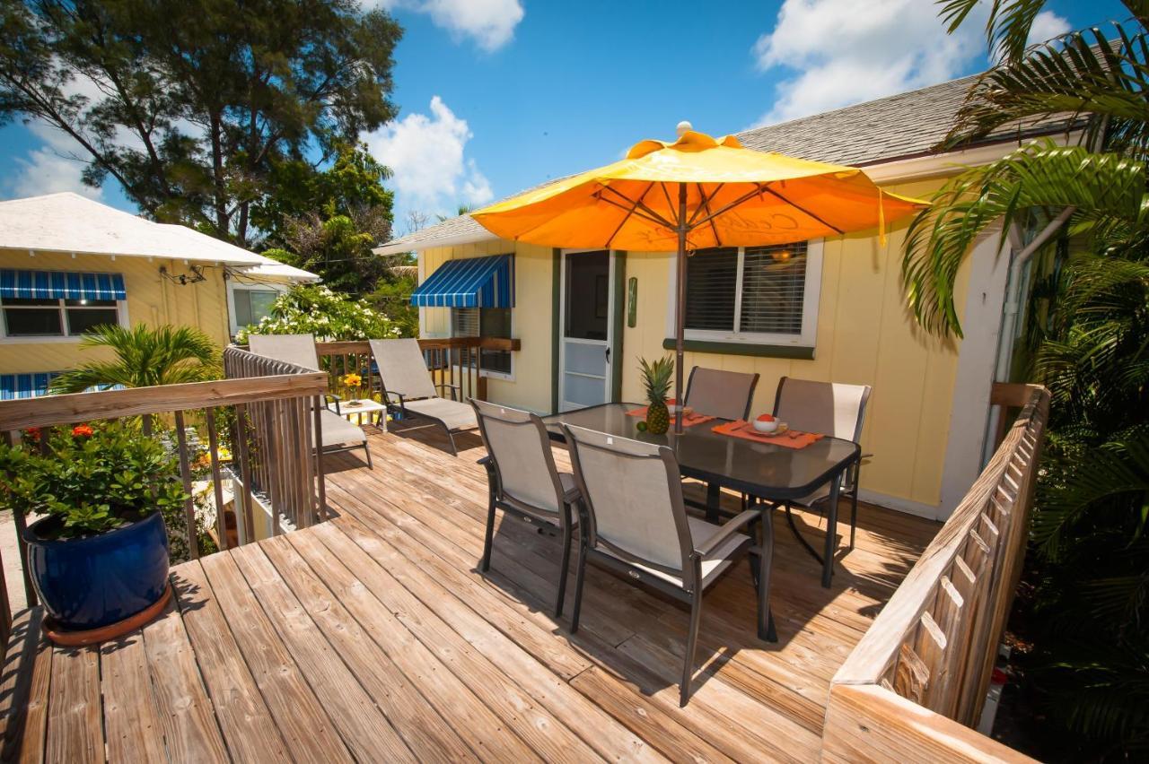 Cedar Cove Resort & Cottages Holmes Beach Exterior photo